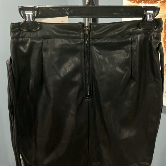 NWT Black Faux leather skirt with fringe detail - Picture 3 of 3